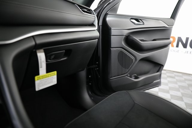 2025 Jeep Grand Cherokee Altitude X photo 11