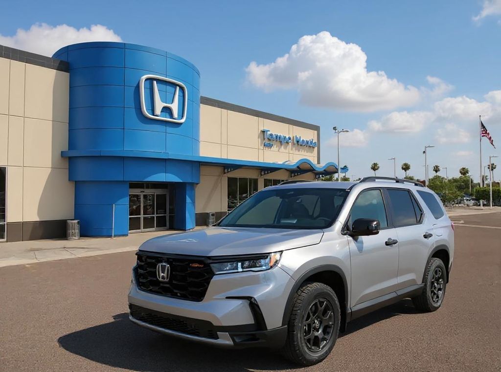 2025 Honda Pilot TrailSport's photo