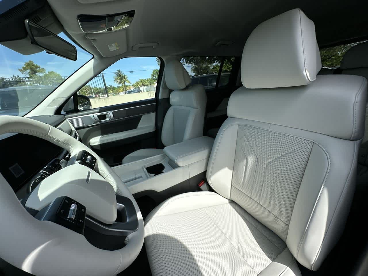 2025 Hyundai Santa Fe SEL photo 10