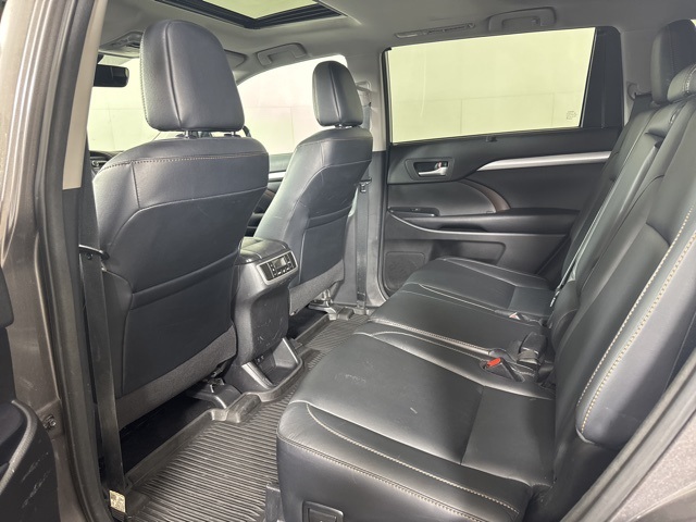 2018 Toyota Highlander XLE photo 10