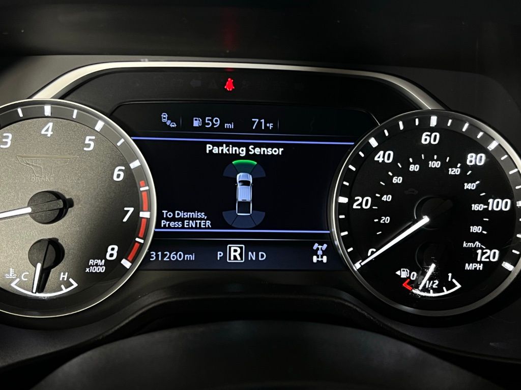 2024 Nissan Titan SV photo 12