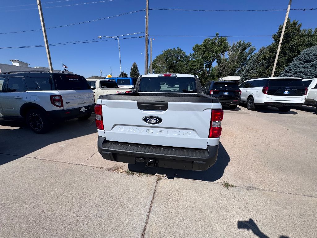 2025 Ford Maverick XLT photo 3