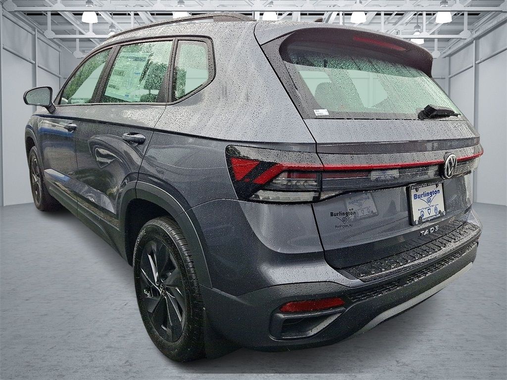 2025 Volkswagen Taos S photo 3