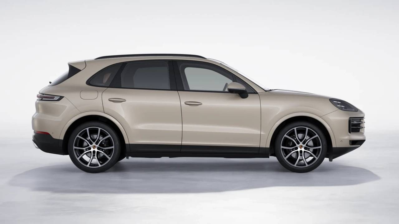 2026 Porsche Cayenne photo 7