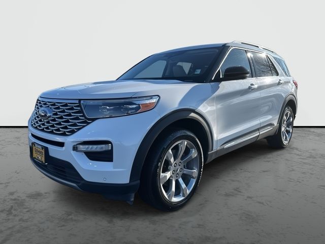 2020 Ford Explorer Platinum's photo