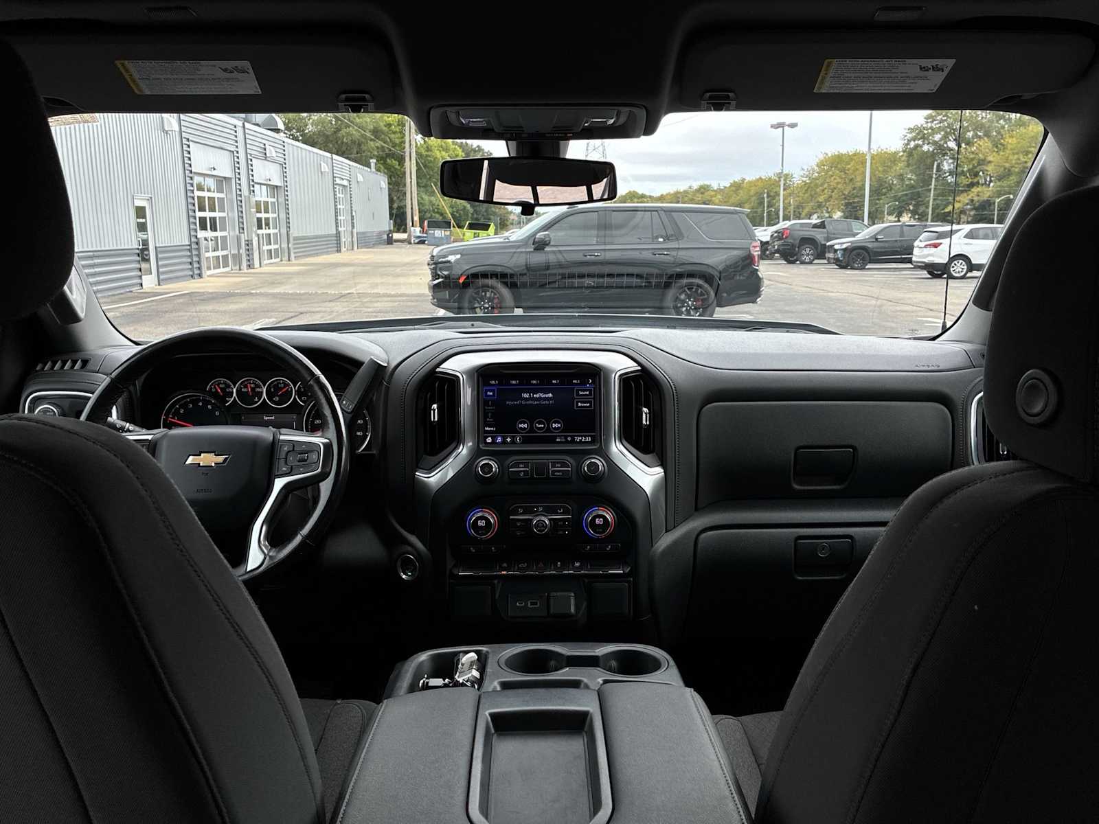 2021 Chevrolet Silverado 1500 LT photo 18