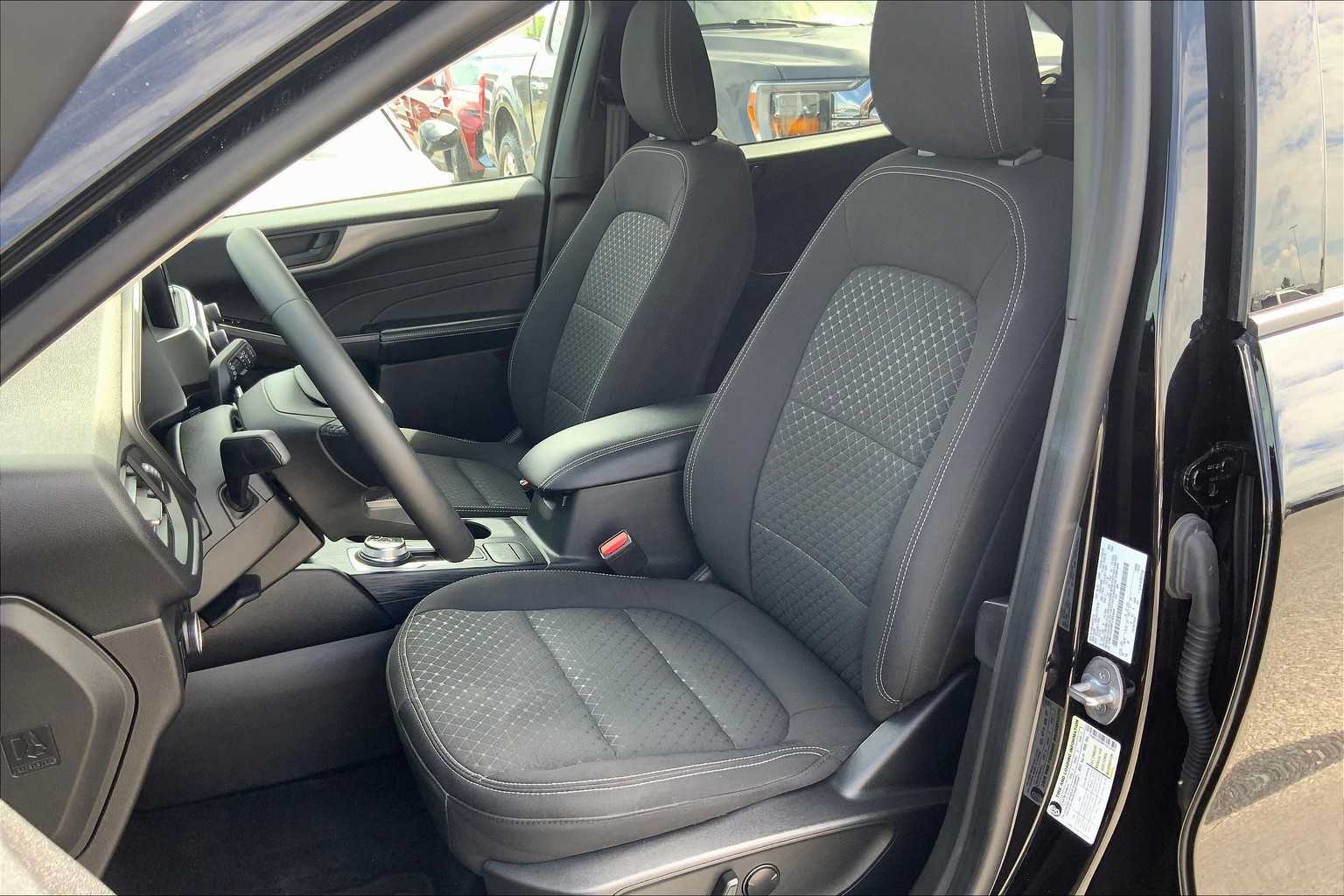 2023 Ford Escape Active photo 7