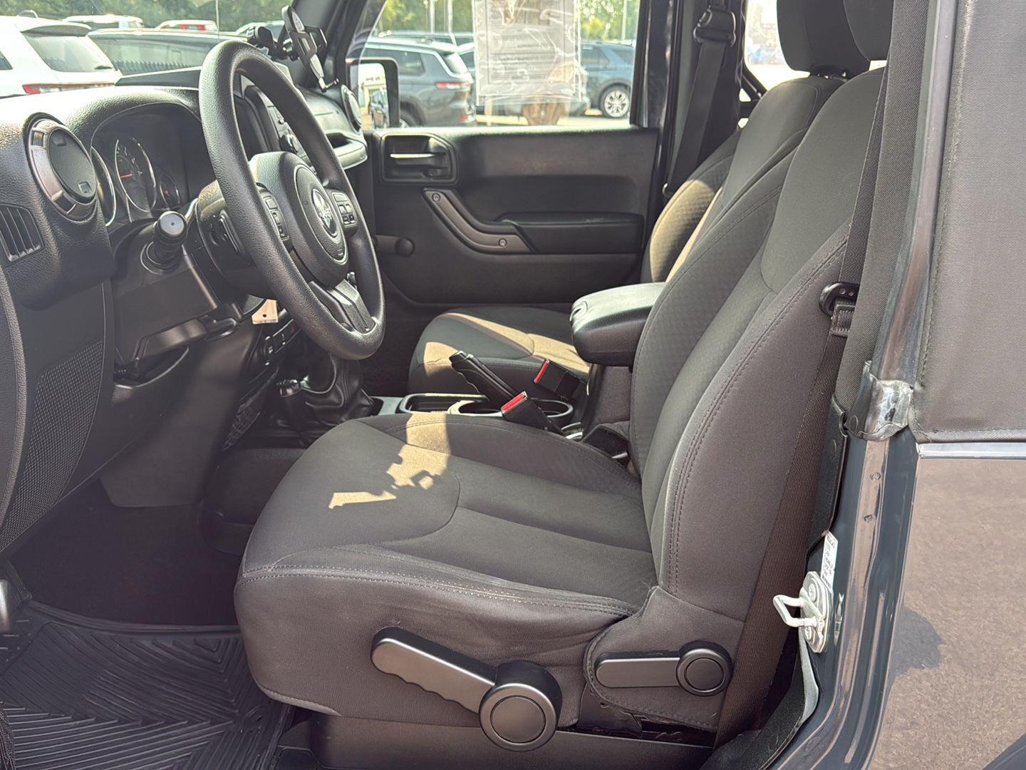 2018 Jeep Wrangler Sport photo 20
