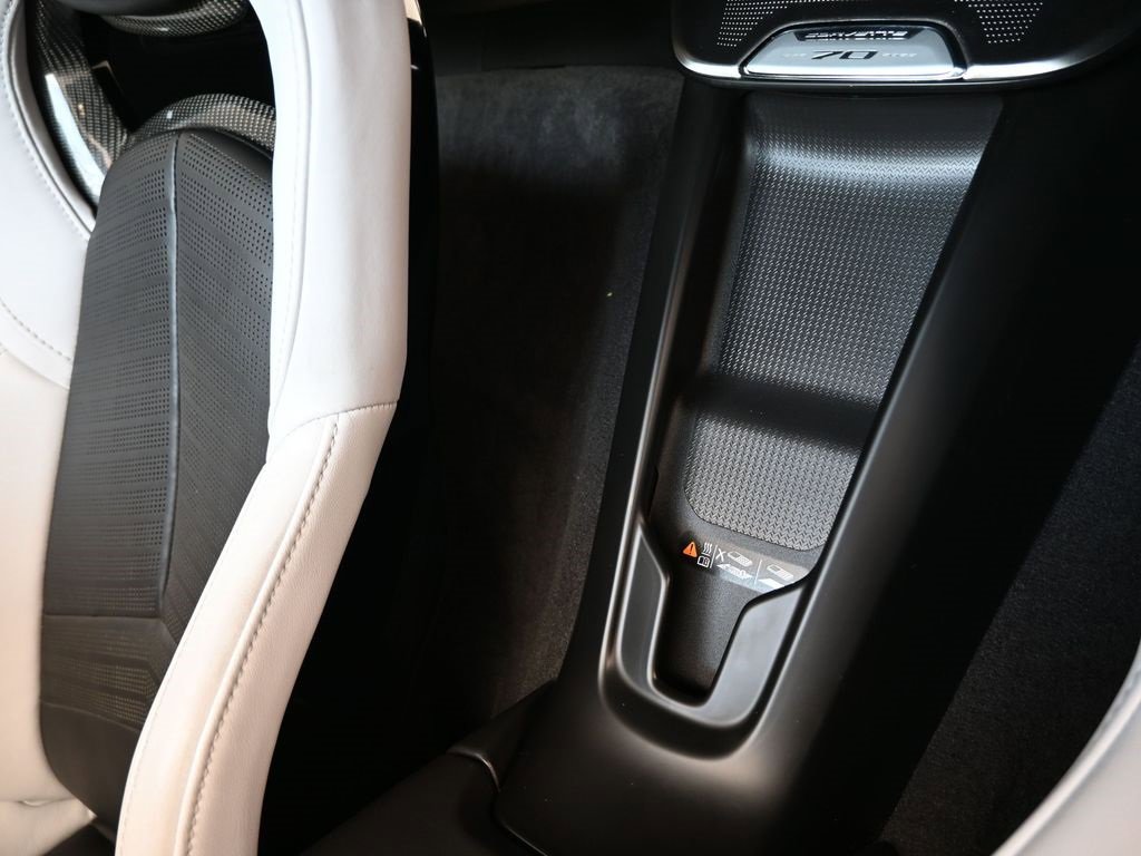 2023 Chevrolet Corvette Stingray 2LT photo 25