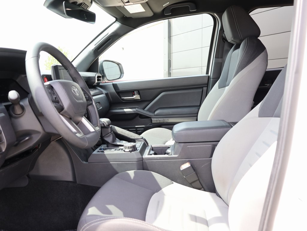 2025 Toyota Tacoma TRD Off-Road photo 19