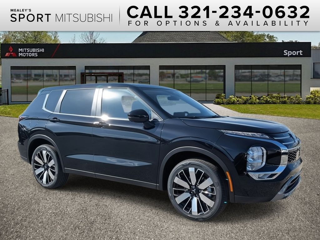 2025 Mitsubishi Outlander SE's photo