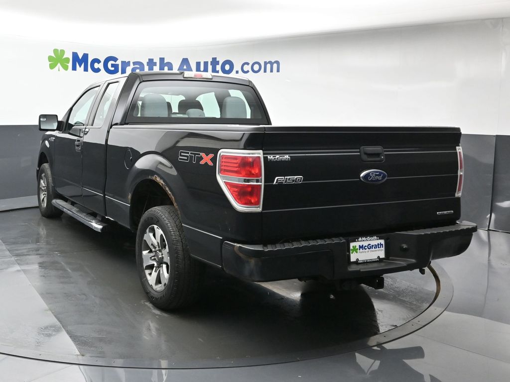 2013 Ford F-150 STX photo 16