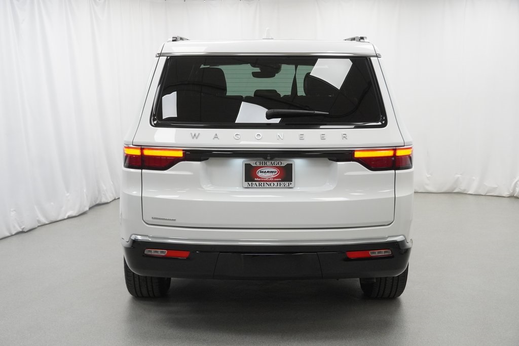 2023 Jeep Wagoneer Base photo 8