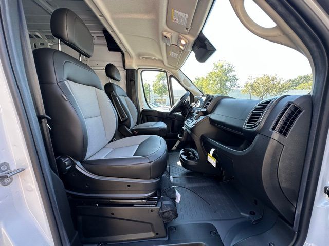 2025 Ram ProMaster 2500 Cargo Van photo 28