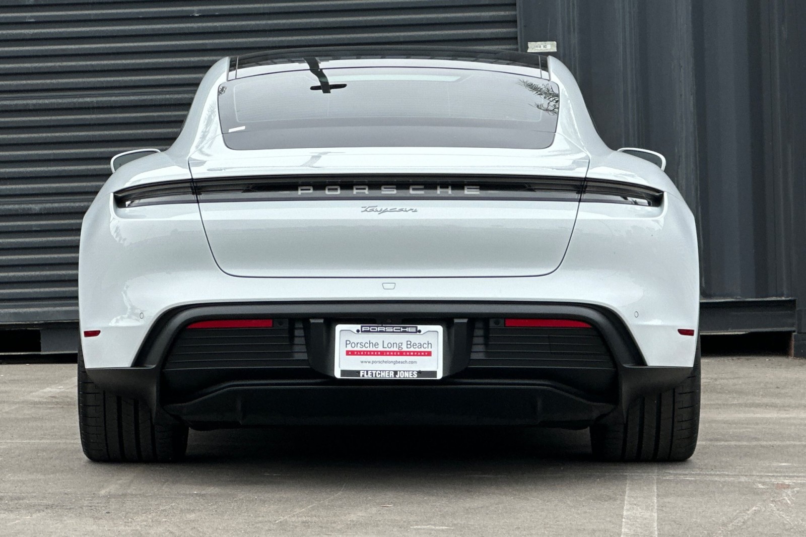 2023 Porsche Taycan photo 8
