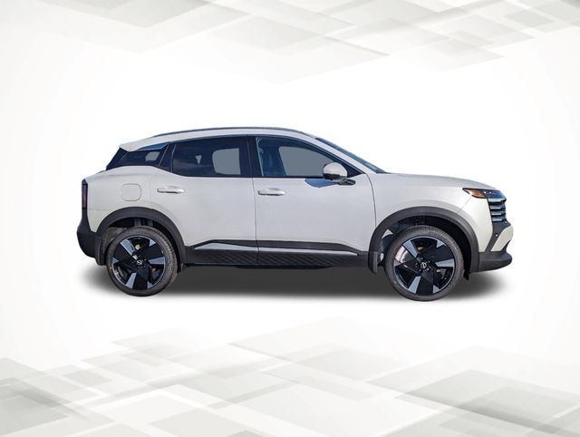 2025 Nissan Kicks SR photo 3