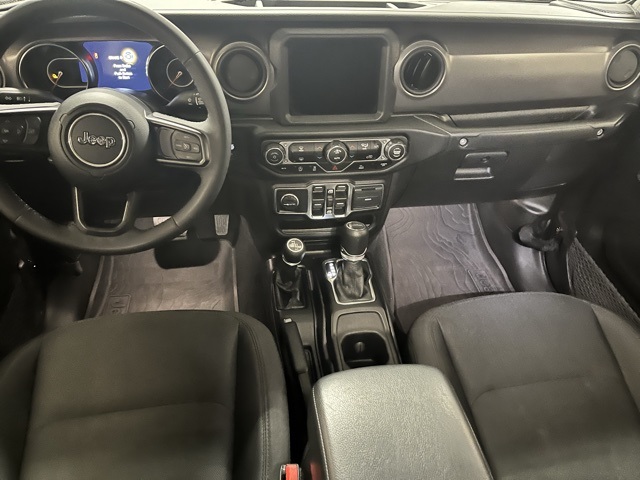 2023 Jeep Gladiator Willys photo 10