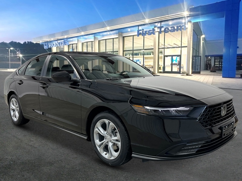 2025 Honda Accord LX photo 7