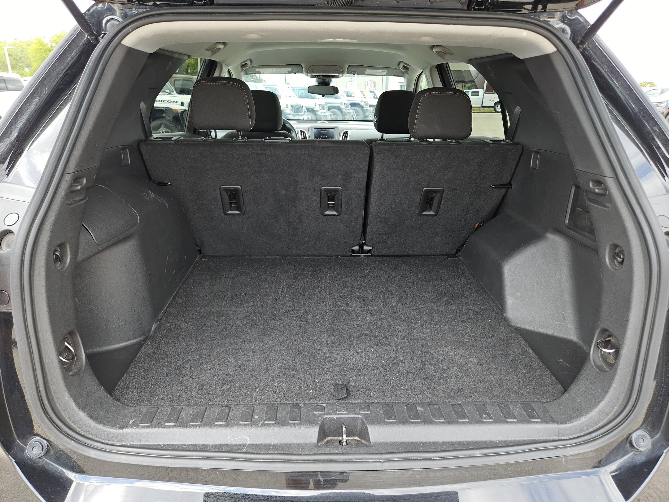 2023 Chevrolet Equinox LT photo 19
