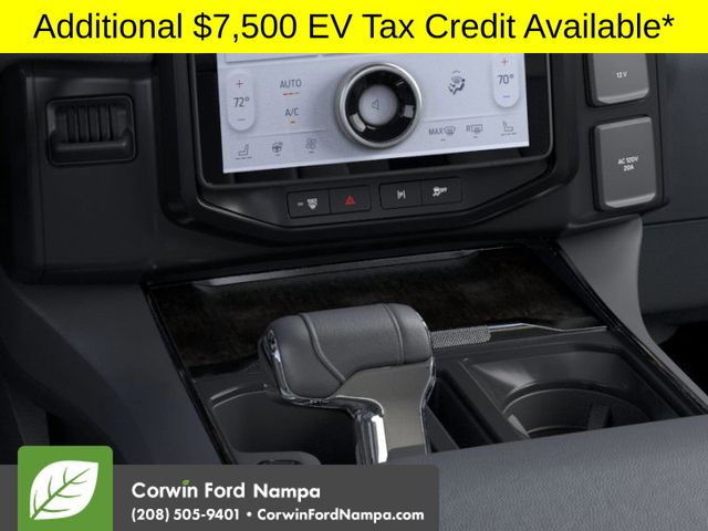 2025 Ford F-150 Lightning photo 15