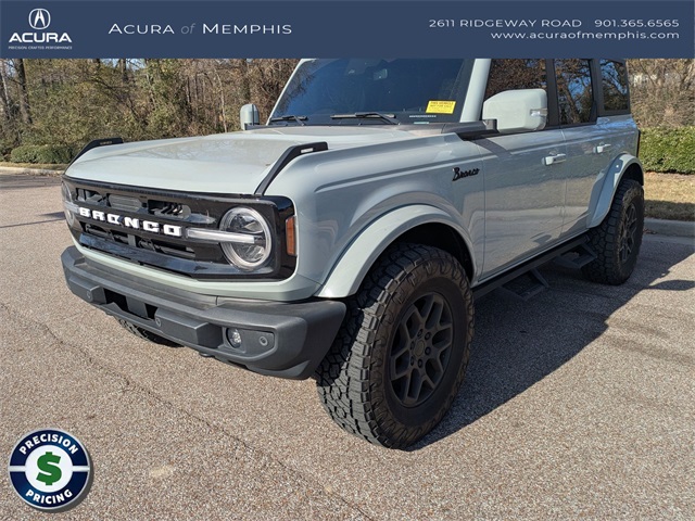 2023 Ford Bronco 4-Door Outer Banks's photo