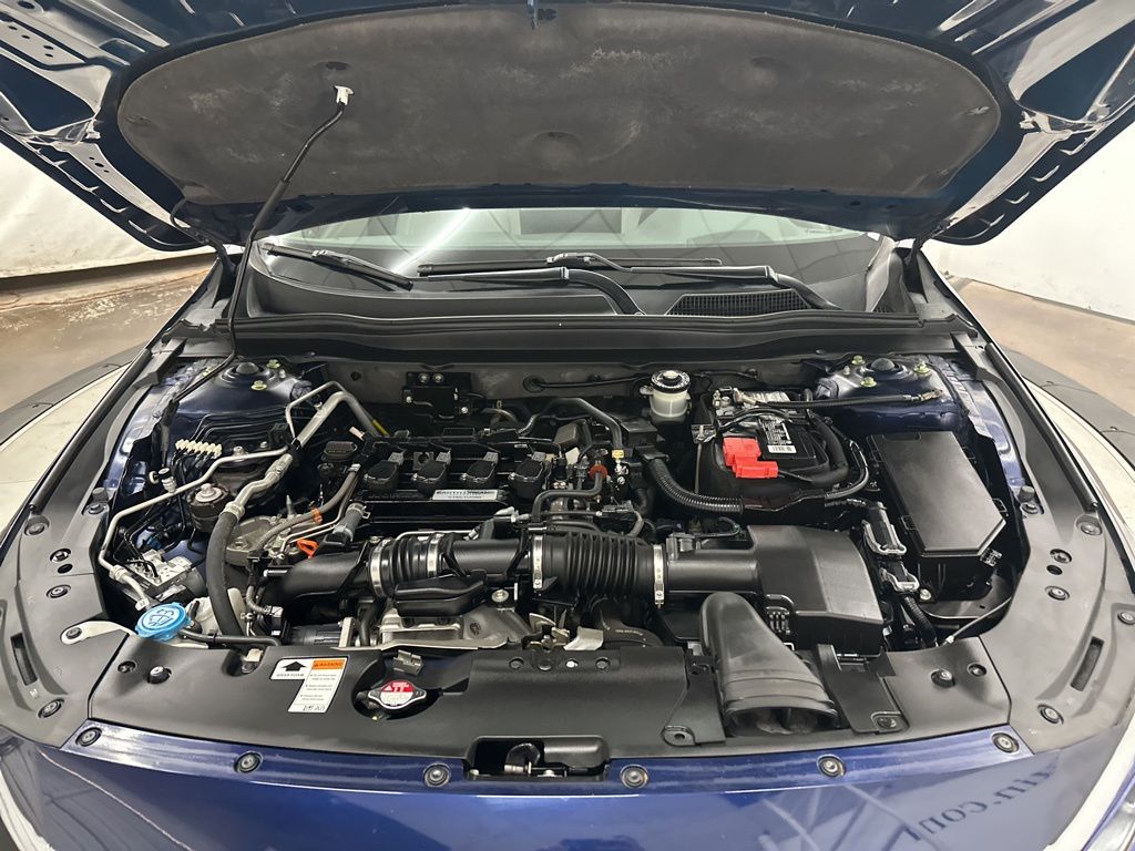 2018 Honda Accord Touring photo 23