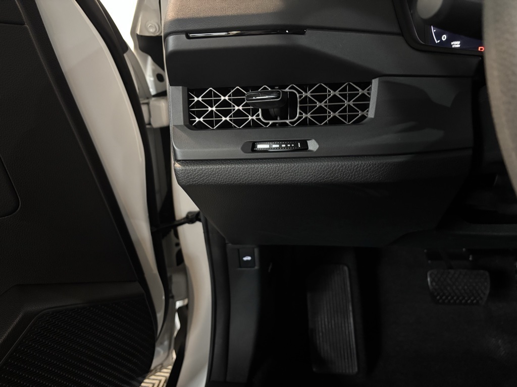 2023 Honda Accord LX photo 15