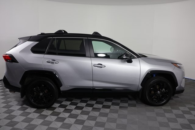 2023 Toyota RAV4 Hybrid XSE photo 7