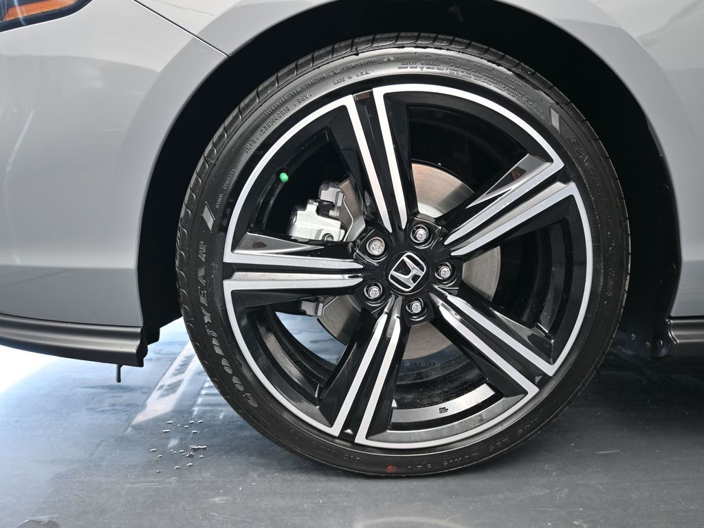 2025 Honda Accord Hybrid Sport photo 8