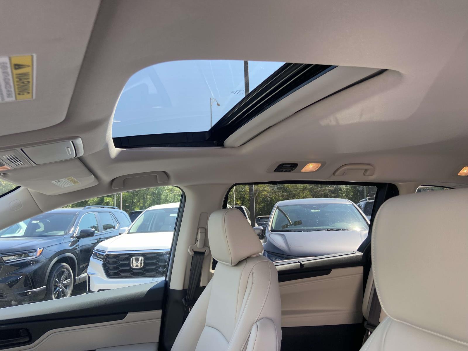 2026 Honda Odyssey EX-L photo 4