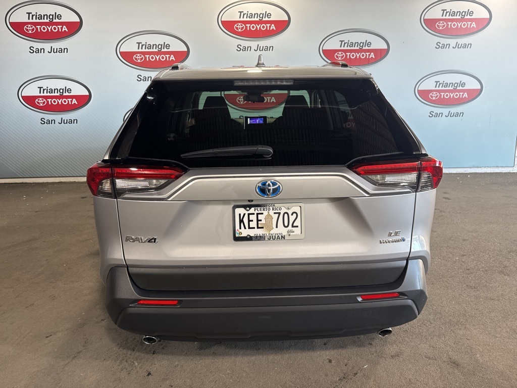 2023 Toyota RAV4 Hybrid LE photo 3