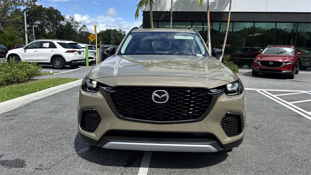 2025 Mazda CX-70 Plug-in Hybrid Premium photo 8