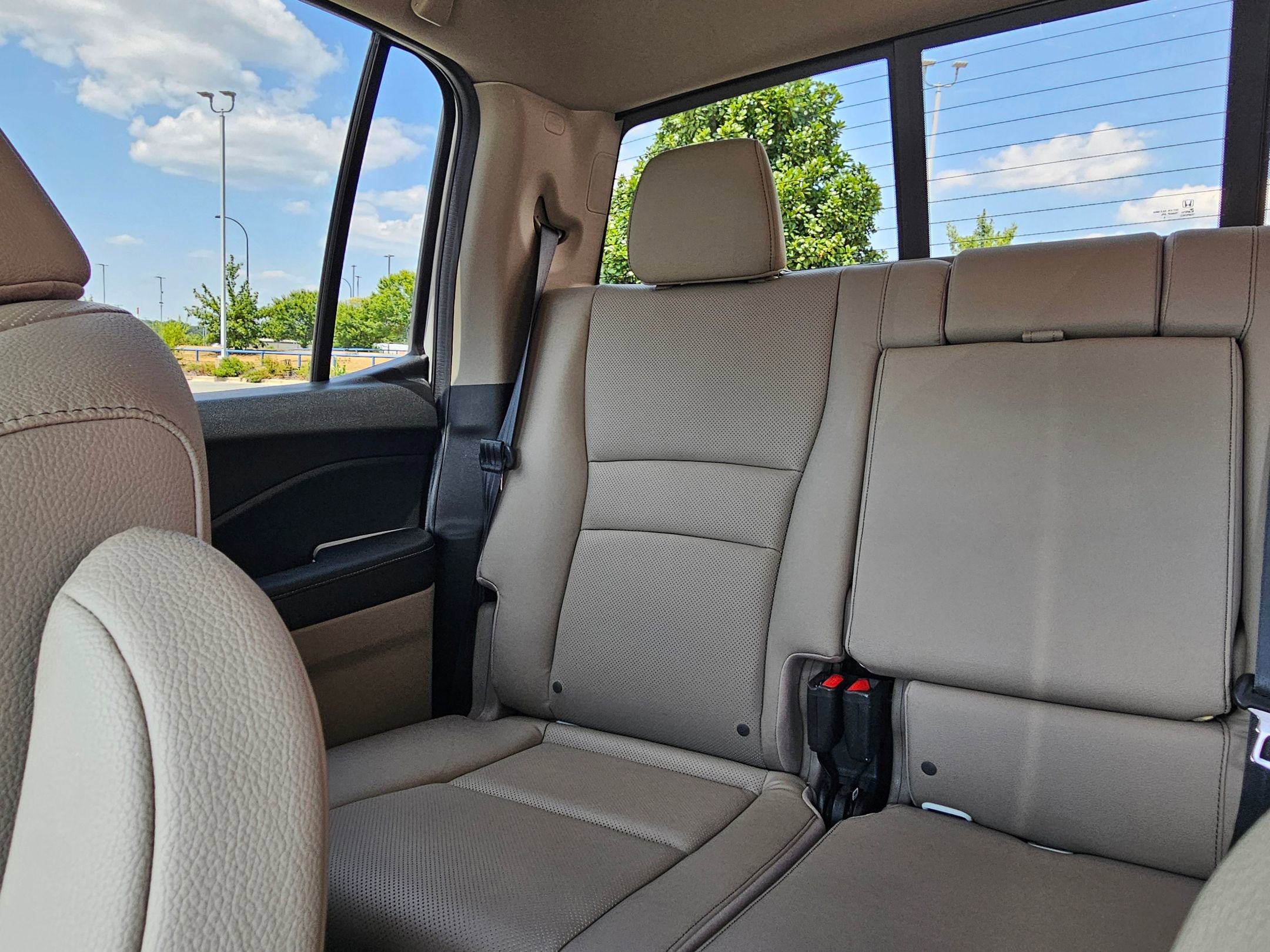 2023 Honda Ridgeline RTL photo 21