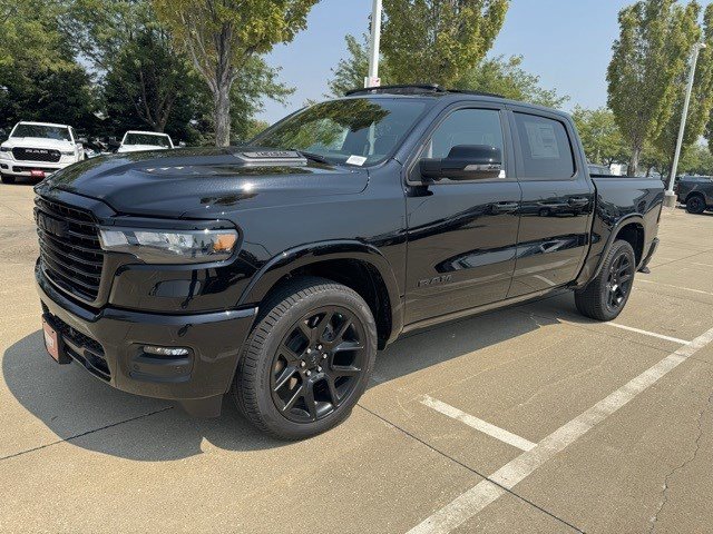 2026 Ram 1500 Laramie photo 3