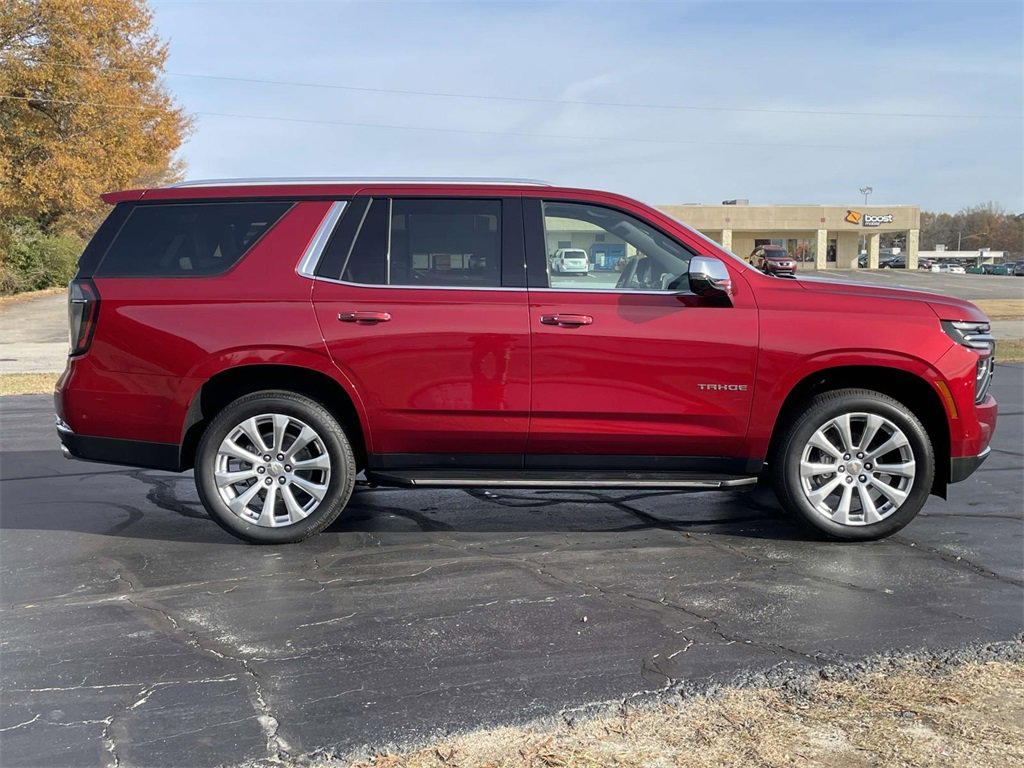 2025 Chevrolet Tahoe Premier photo 2