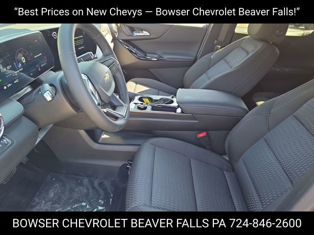 2026 Chevrolet Equinox LT photo 4