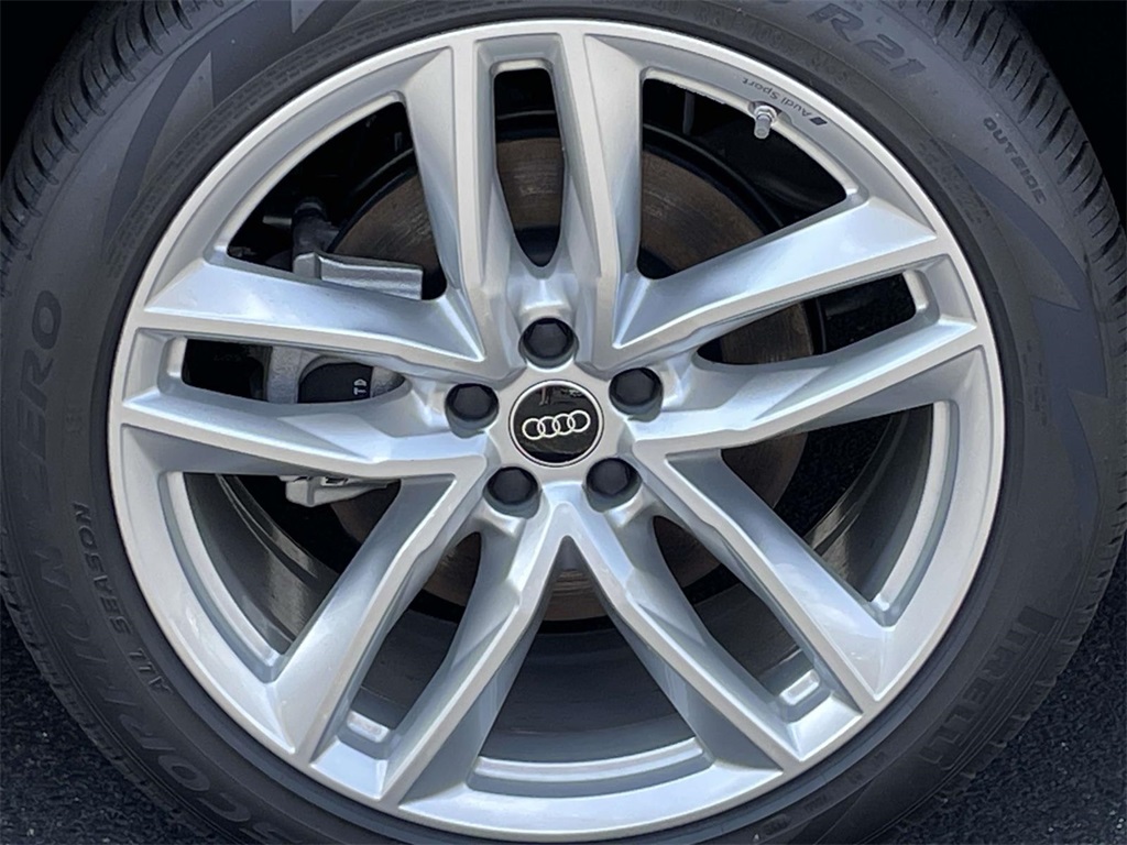 2025 Audi Q7 Premium Plus 55 photo 10