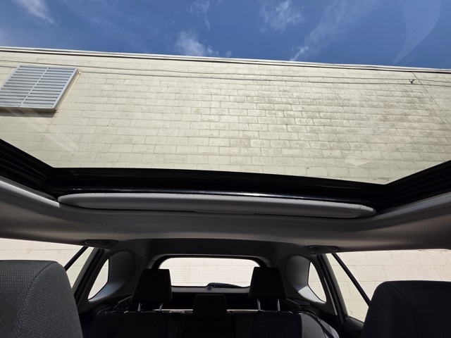 2022 Toyota RAV4 XLE photo 16