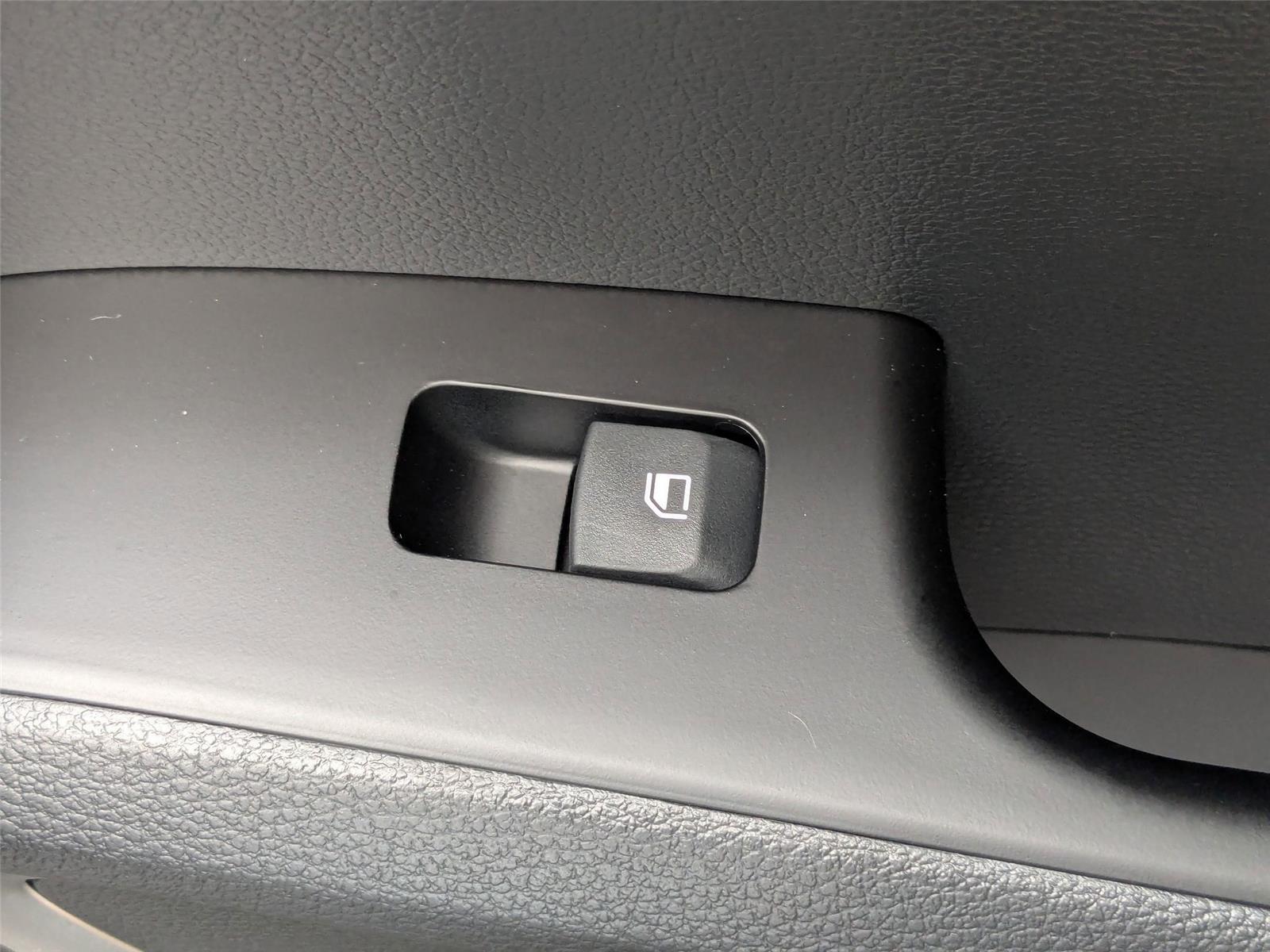 2025 Kia Soul LX photo 25