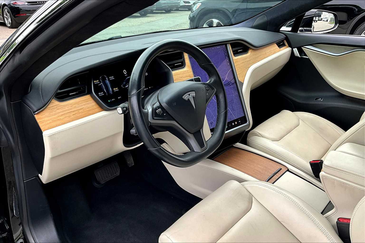2021 Tesla Model S Long Range Plus photo 17