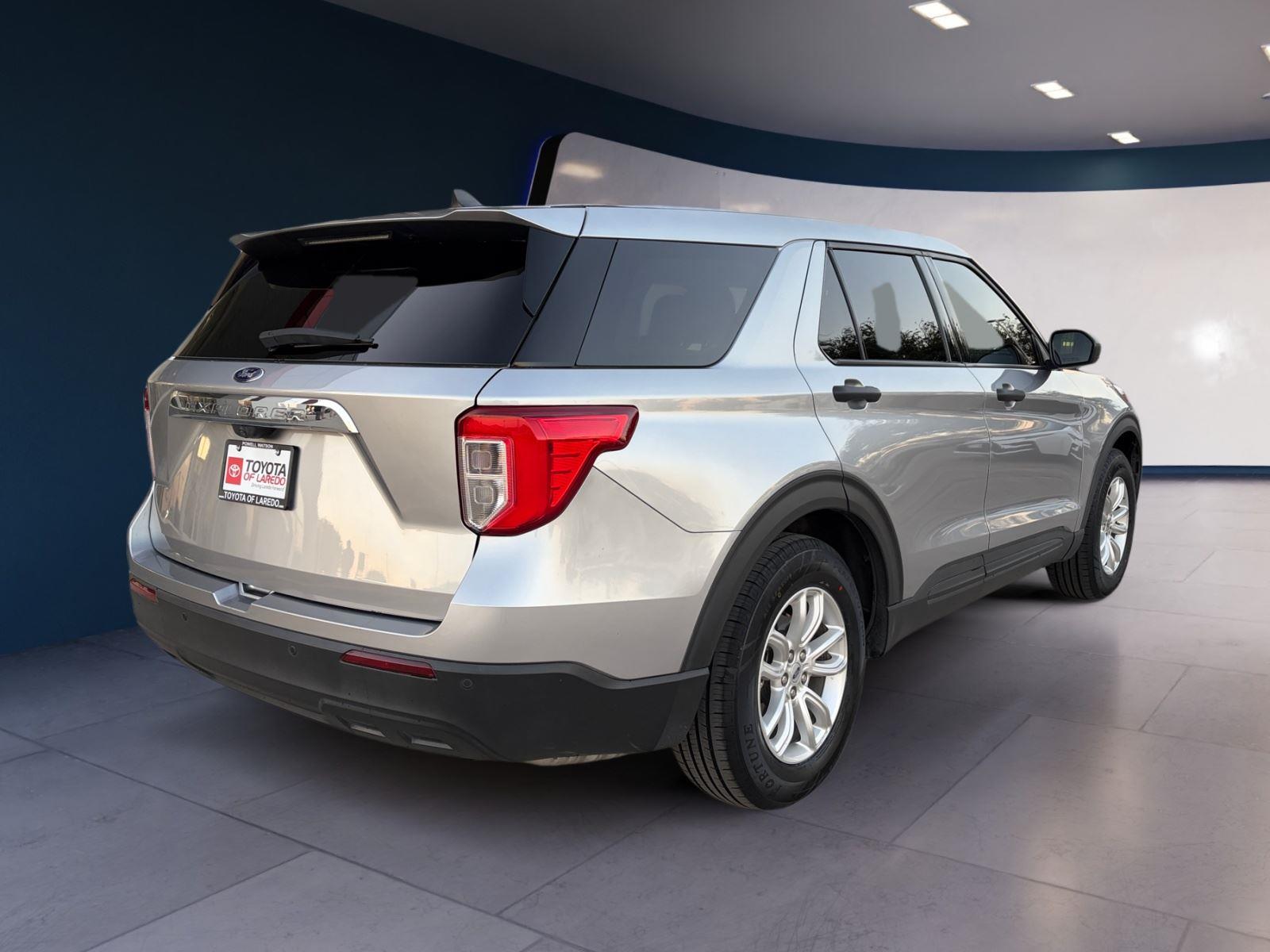 2021 Ford Explorer Base photo 3