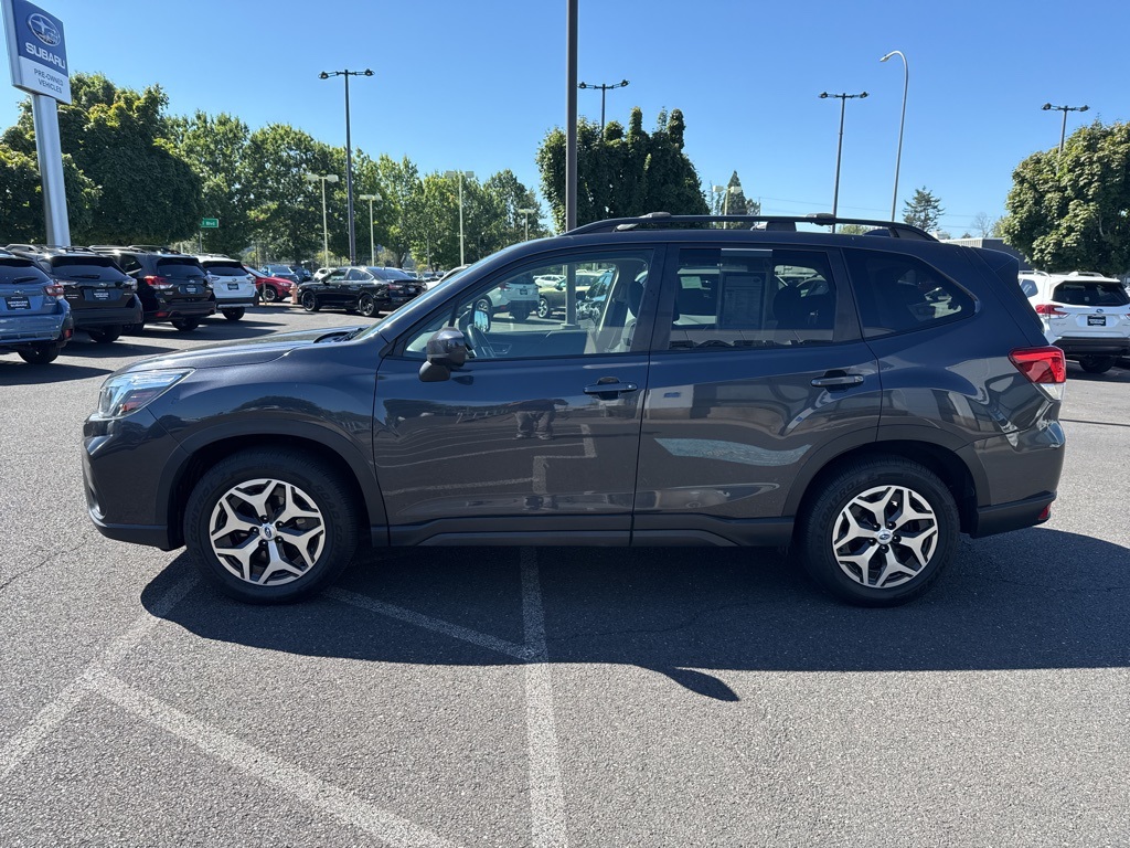 2019 Subaru Forester Premium photo 3