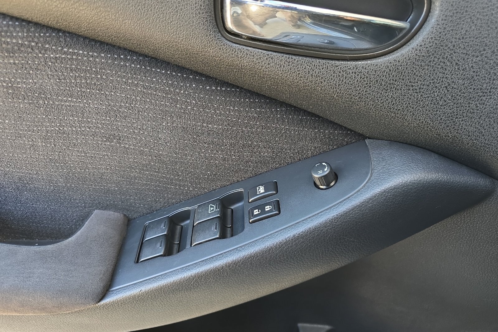 2011 Nissan Altima 2.5 S photo 10