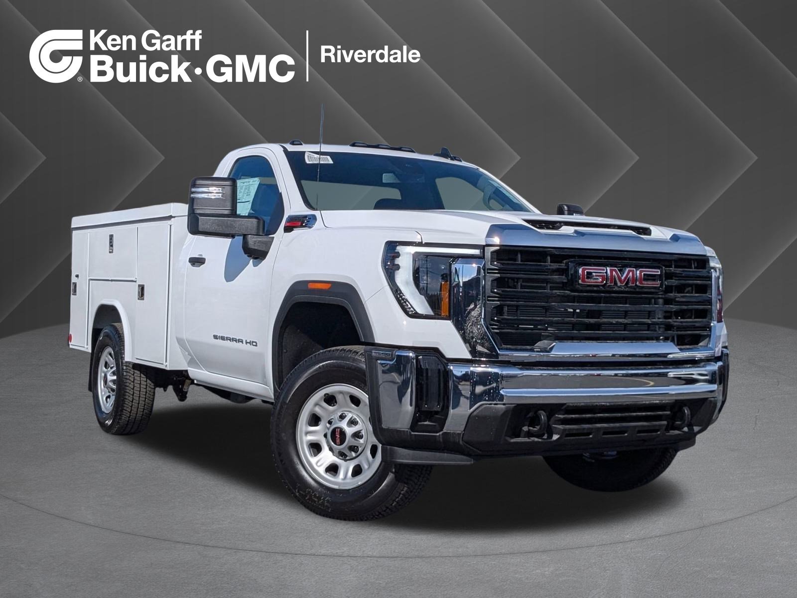2025 GMC Sierra 3500HD Pro's photo