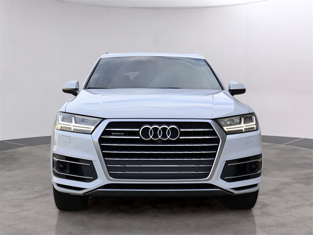Used 2018 Audi Q7 Prestige with VIN WA1VAAF7XJD016529 for sale in Kansas City