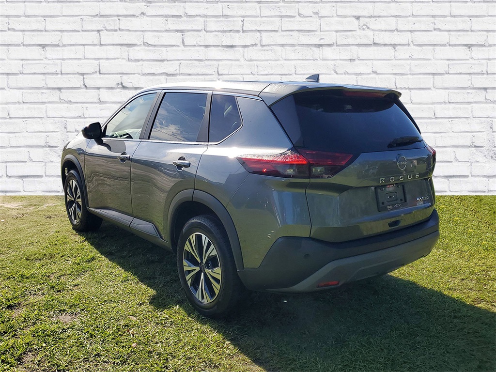 2023 Nissan Rogue SV photo 2