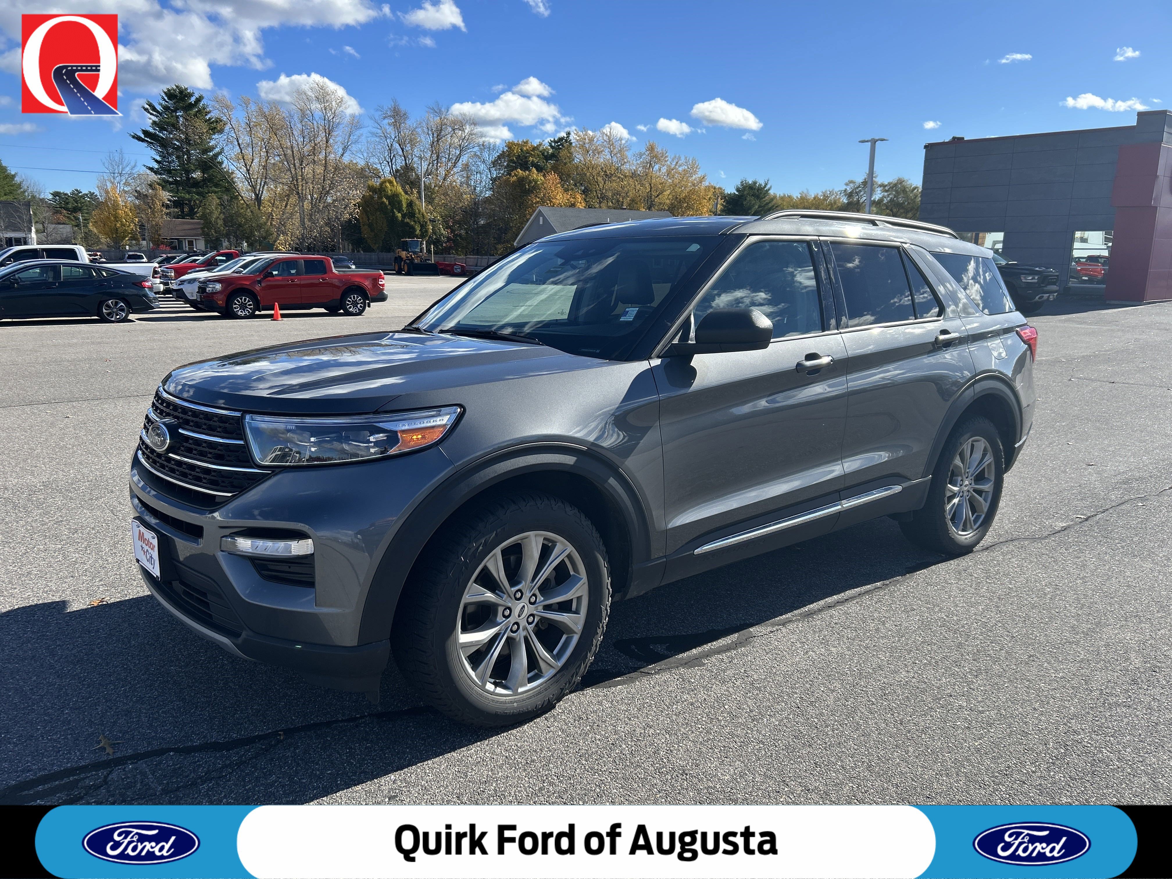 2023 Ford Explorer XLT's photo