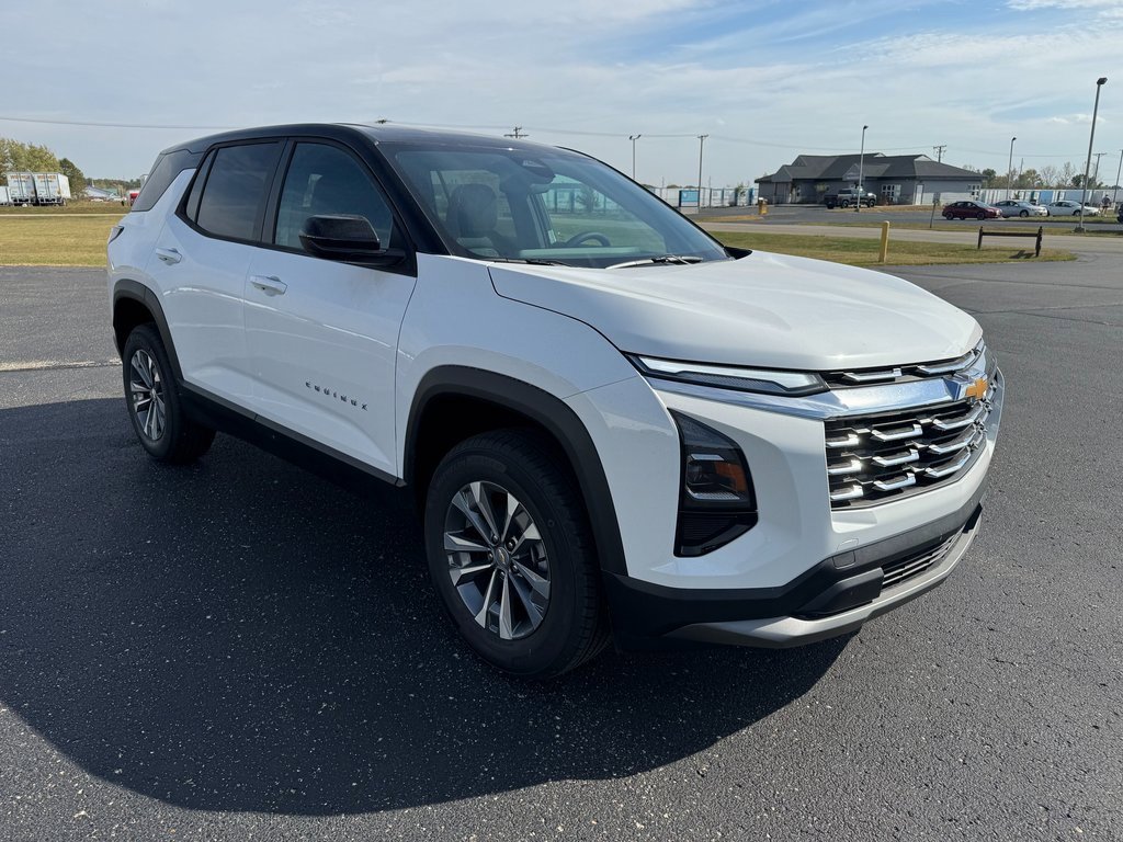 2026 Chevrolet Equinox LT photo 4