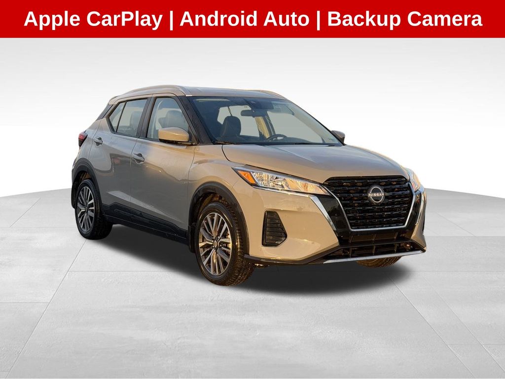 2022 Nissan Kicks SV