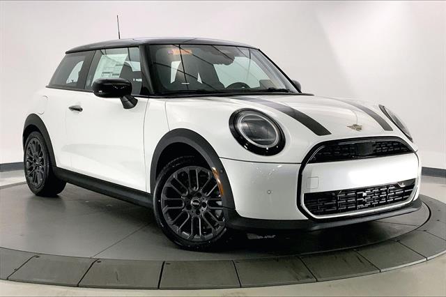 2026 MINI Hardtop 2 Door's photo